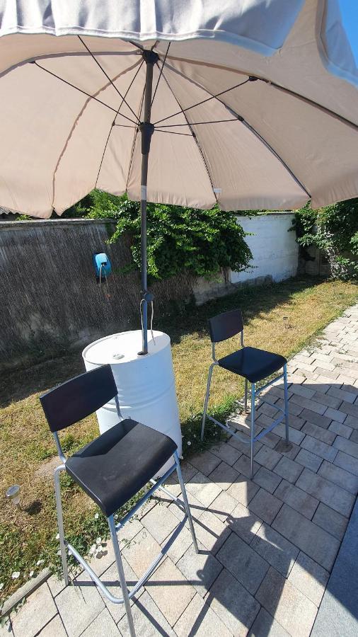4 Room Flat With Garden And Pool Kittsee Exterior photo