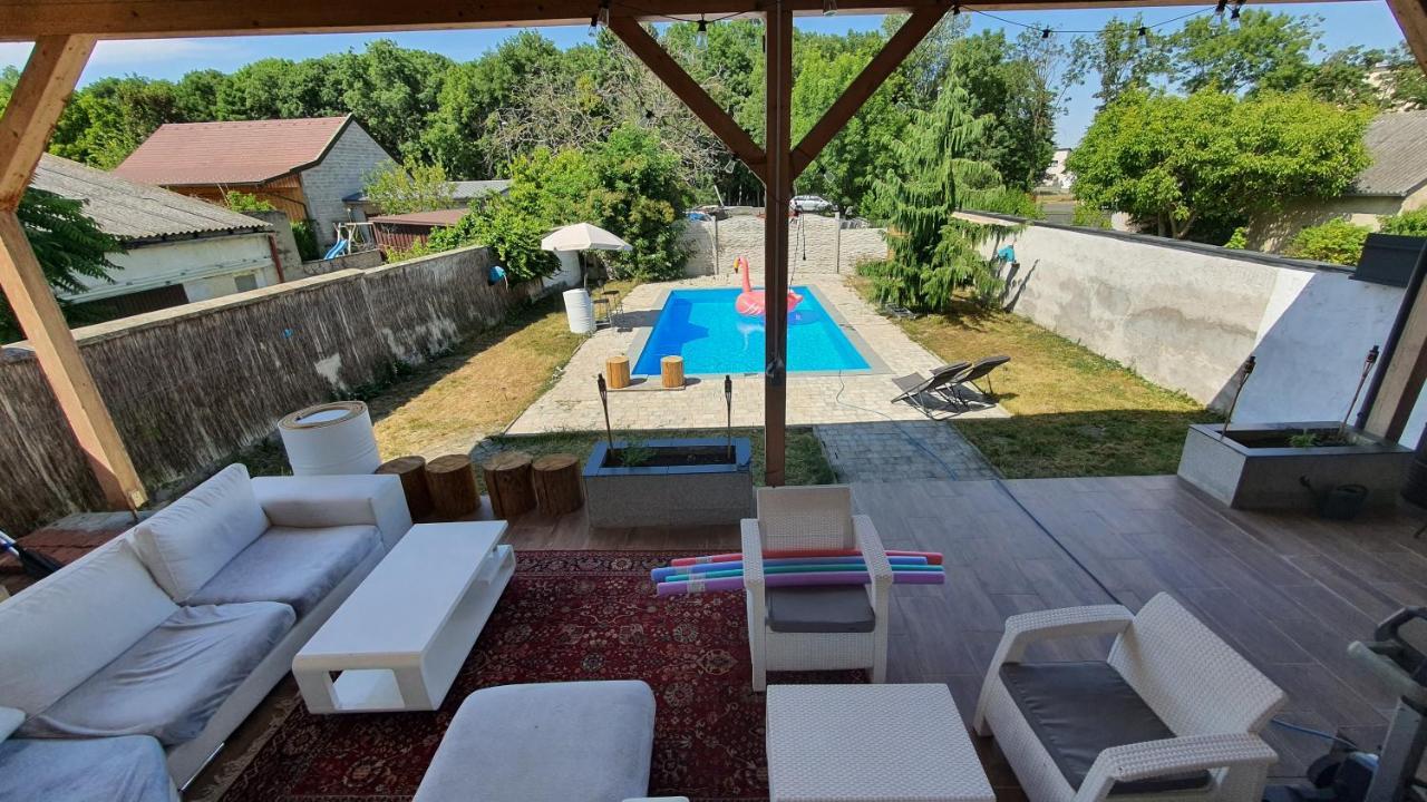 4 Room Flat With Garden And Pool Kittsee Exterior photo